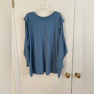 Torrid Classic Fit Long Sleeve Tee Blue Ruffles Size 5